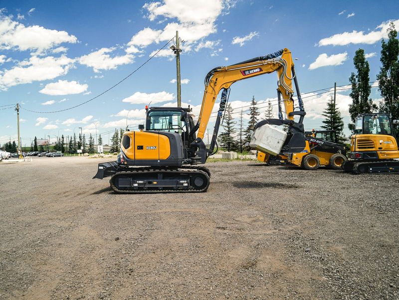 2025 XCMG XE80U